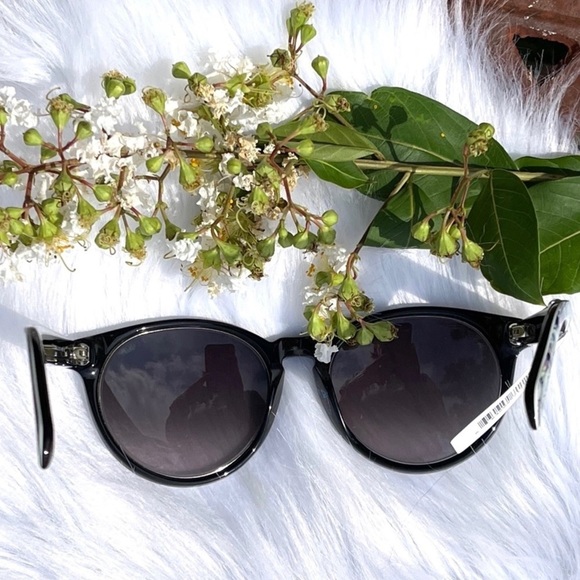 NWT EMILIO Pucci Gradient Oval 55mm Black Sunnies Shades Sunglasses - Picture 6 of 16